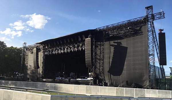 SmartStage 180 – ss180-smartstage-buehne-bild1